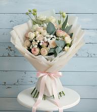 Букет цветов из:  Розы и Лизиантусы #REPLACE_PRED# Первоуральске
