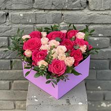 Цветочная композиция из Розы в коробке в Первоуральске