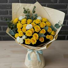 Букет цветов из:  Розы в Первоуральске