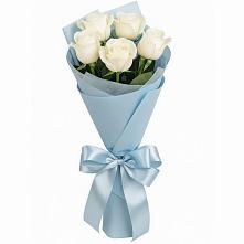 Букет 5 Белых роз Проуд в Первоуральске
