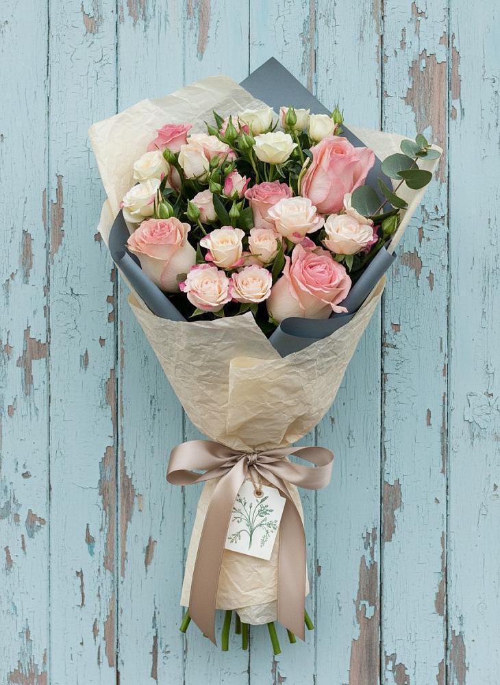 Букет цветов из: Розы в Первоуральске