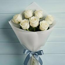 Букет 7 Белых роз Эдлесс Лав в Первоуральске