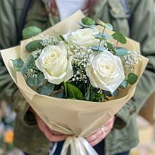 Букет цветов из:  Розы в Первоуральске