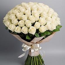 Букет 101 беля роза Белоснежка в Первоуральске