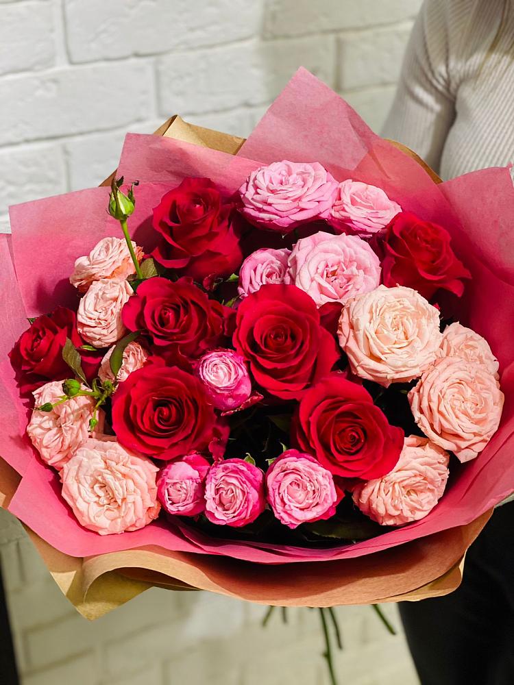 Букет цветов из: Розы в Первоуральске