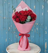 Букет цветов из:  Розы в Первоуральске