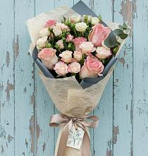 Букет цветов из:  Розы в Первоуральске