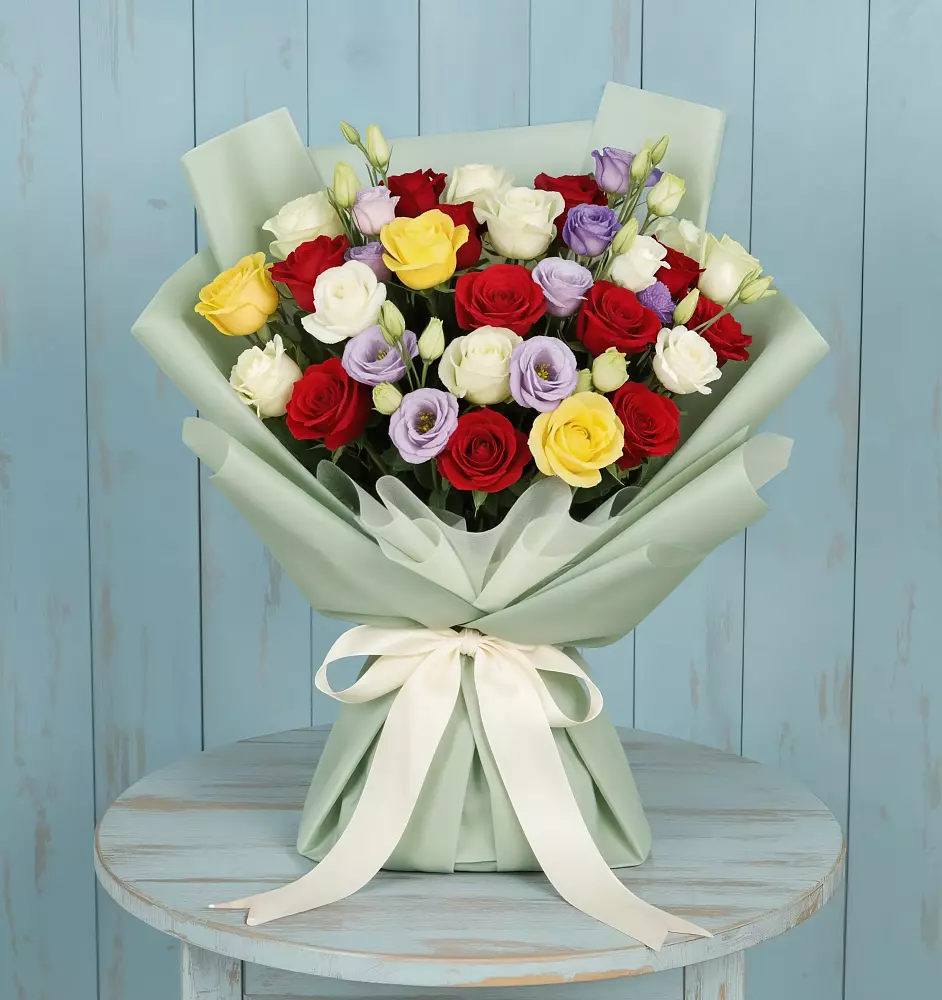 Букет цветов из: Розы в Первоуральске