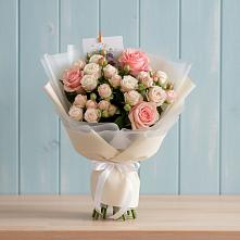 Букет цветов из:  Розы в Первоуральске